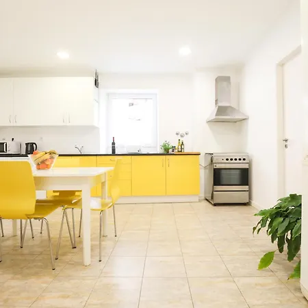 Apartment Palette 3br With Terrace And Patio