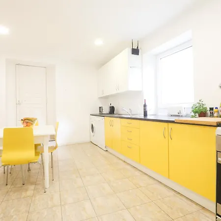 Apartment Palette 3br With Terrace And Patio Lisbon